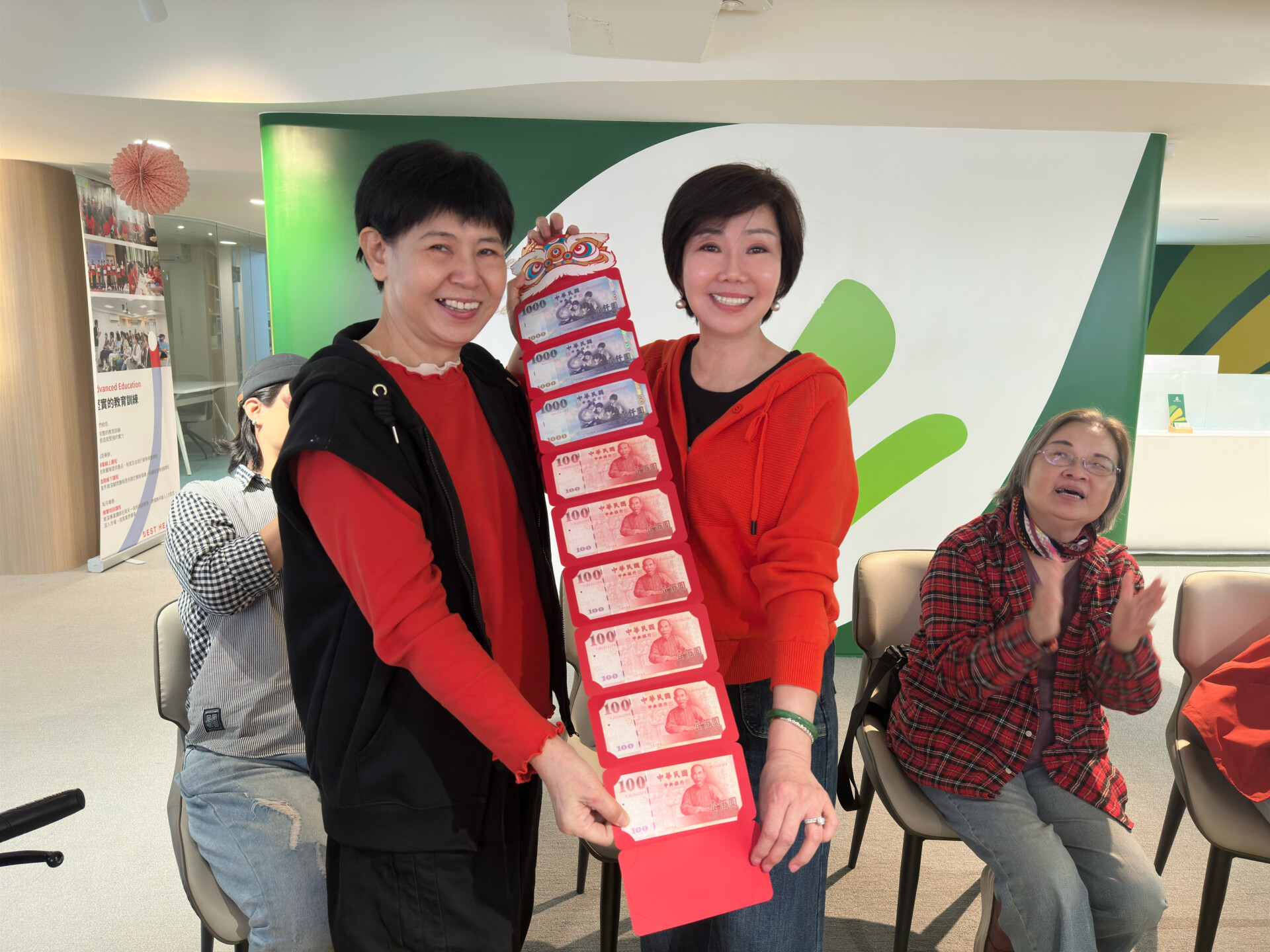 二獎得獎者李彩惠女士